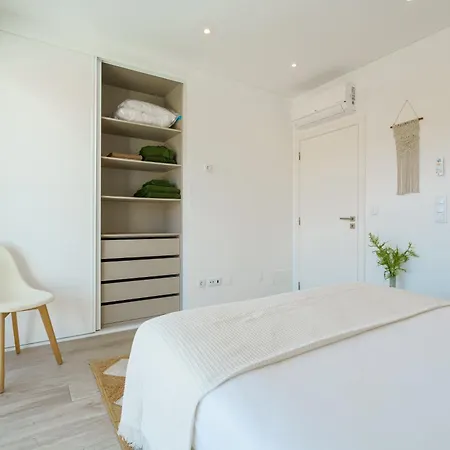 Paradise Villa, Luxury Near The וילה *