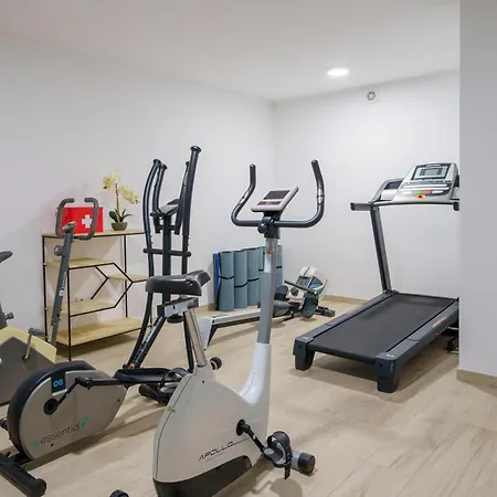 Paradise Villa, Luxury Near The וילה *