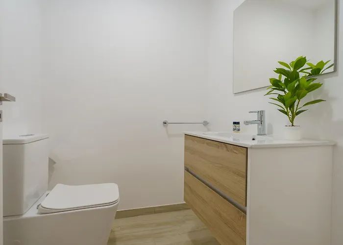 Paradise Villa, Luxury Near The فيلة