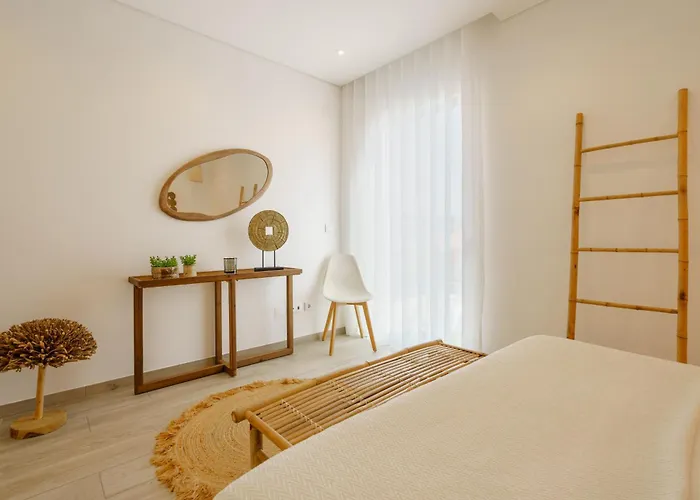 Paradise Villa, Luxury Near The