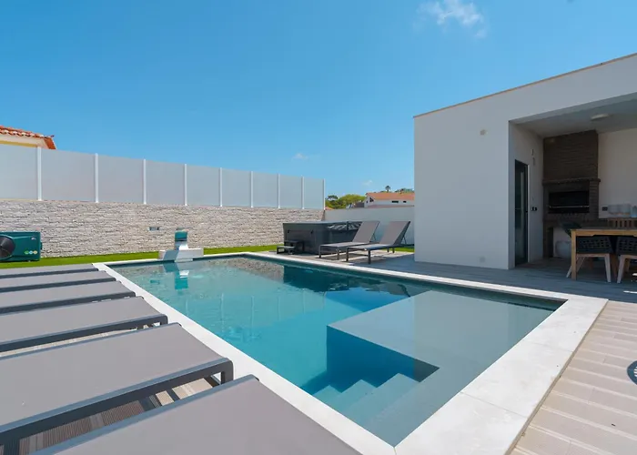 Paradise Villa, Luxury Near The فيلة *